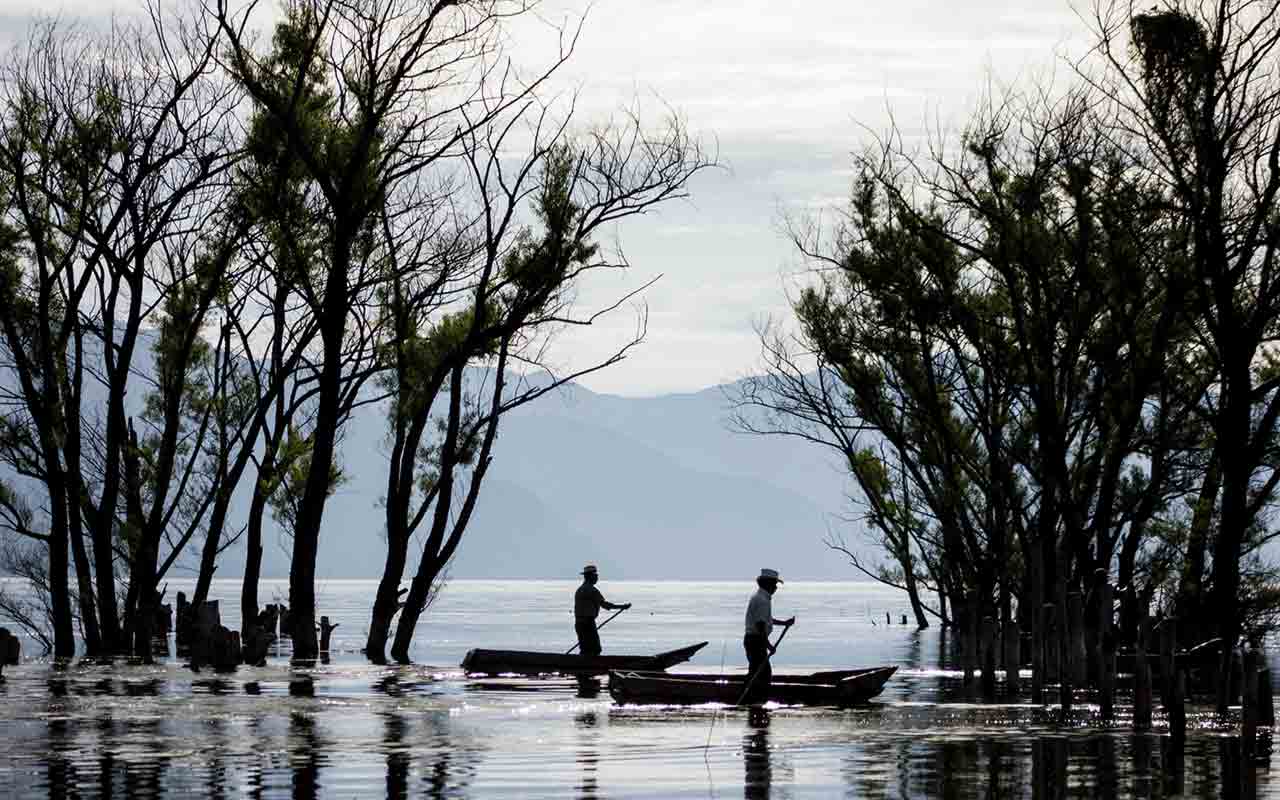 Fishermen in Lake Atitlán, Guatemala