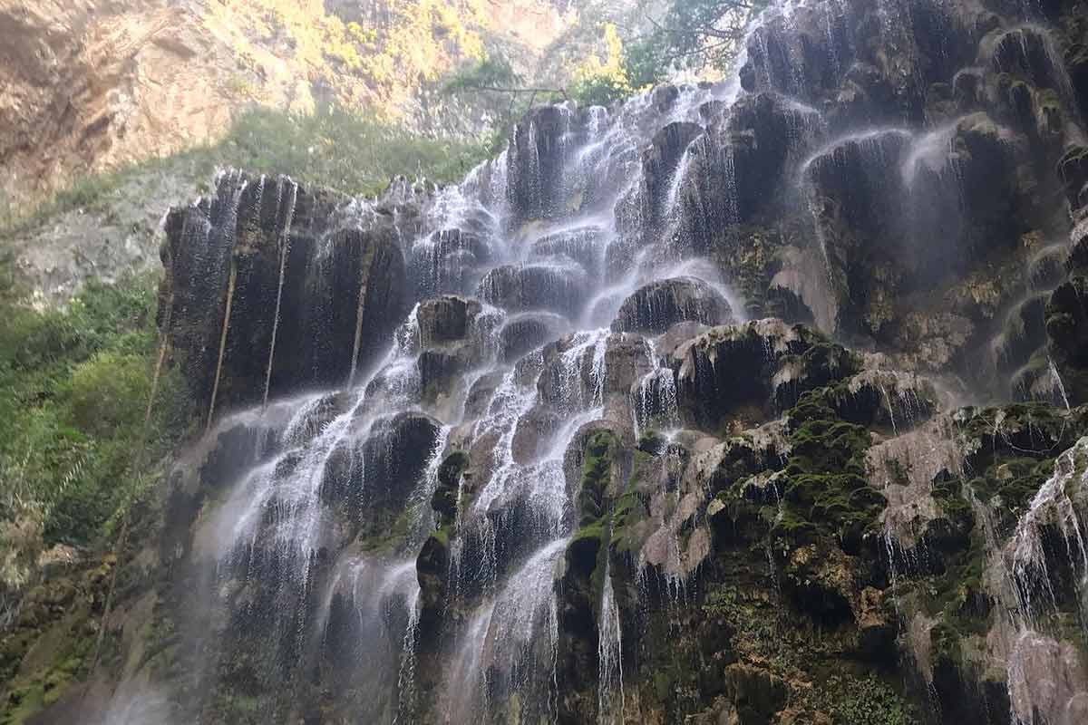 tolantongo waterfall