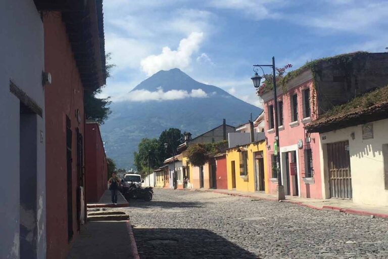Backpacking Antigua, Guatemala (1 week)