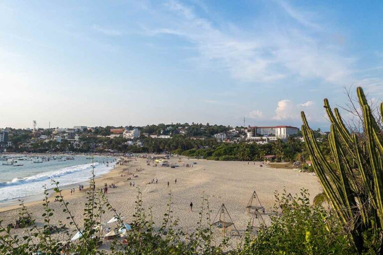 How to get from Oaxaca City to Puerto Escondido