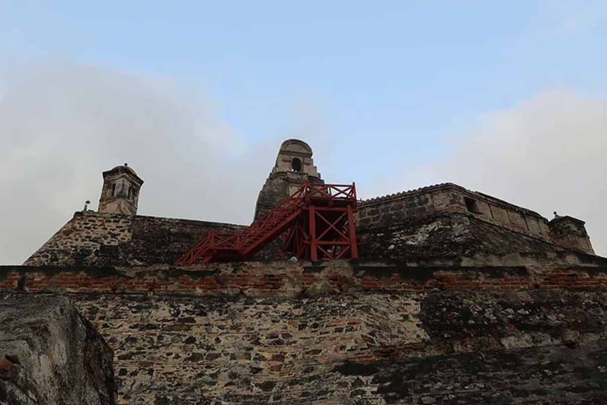 fort of san felipe cartagena entrance