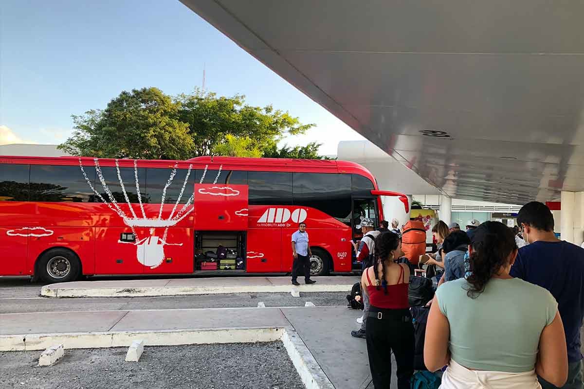 cancun airport bus to bacalar